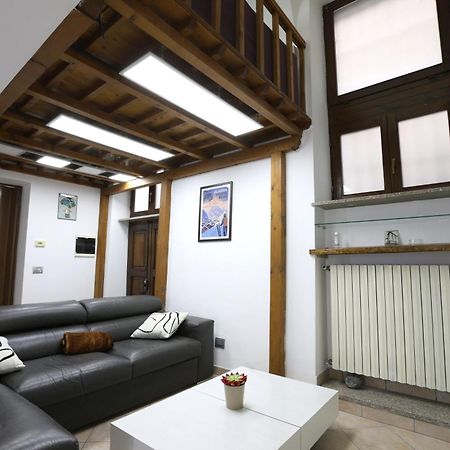 Loft Piazza Cavour Vercelli Exterior foto